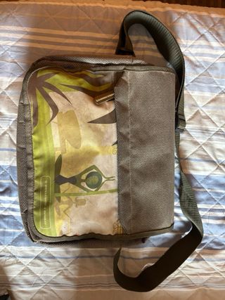 Reproductor DVD Coche AIRIS + 2 Monitores