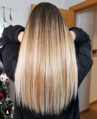 Peluquera a domicilio para mujer, hombre y peques