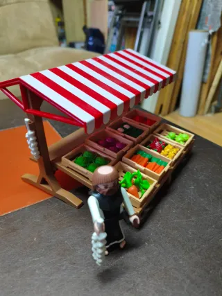 Playmobil puesto de mercado con monje