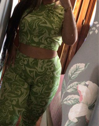 Conjunto Zara verde y blanco