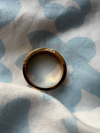 Anillo Love oro