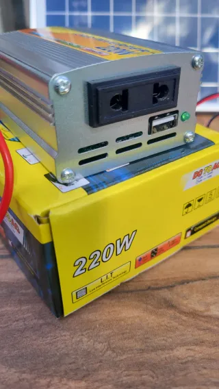 Kit solar carga batería con inversor 220