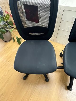 Sillas de oficina Ikea (4 unidades).