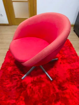 Pack alfombra, butaca y cortinas rojas