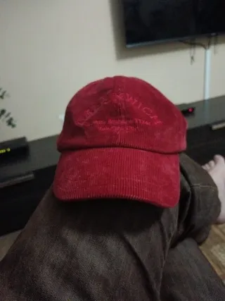 Gorra de pana roja Greenwich