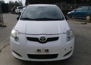 Centralita motor toyota 8966102e10 auris 4369348