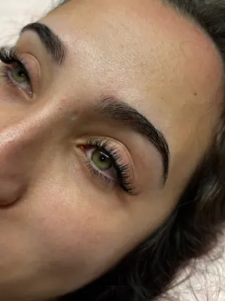 Extensiones de pestañas