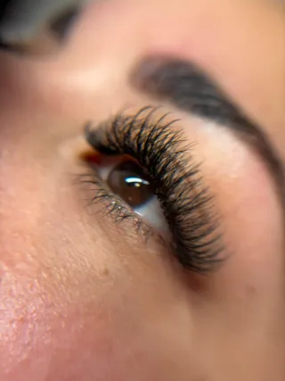 Extensiones de pestañas