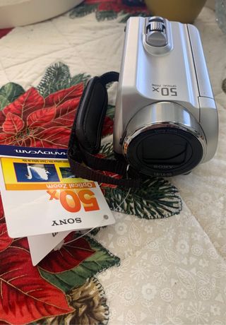 Oportunidad: Videocámara Sony DCR-SR15E HDD 80GB