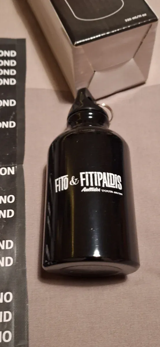 Set Fito y Fitipaldis: Setlist, Púa y Botella