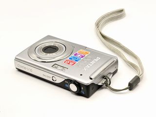 Cámara Pentax Optio V10 Plata