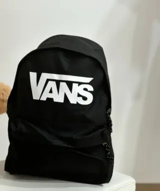Mochila Vans Negra con Logo Blanco