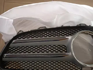 Parrilla Delantera Mercedes Clase E 350d