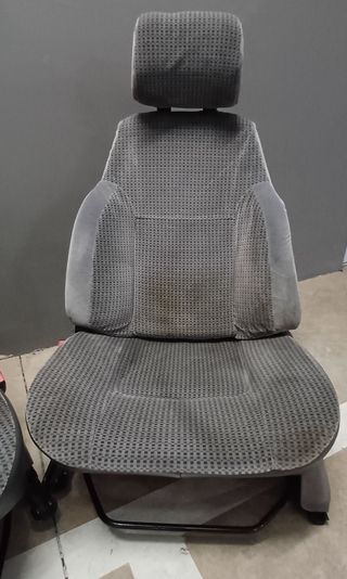 RENAULT CLIO RT FASE 1 - SILLONES