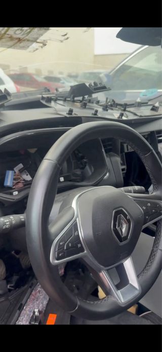 Puerta Delantera Izquierda Renault Clio 5