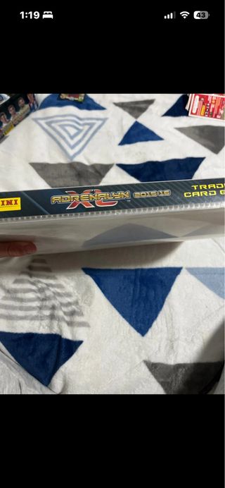 Álbum de cromos de futbol casi completo