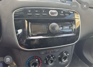 Adaptador Radio Fiat Punto 2016
