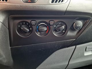 Ford Transit Custom 2.0 TDCI Furgón 3 Plazas 130CV