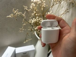 Estuche de carga para AirPods - APPLE