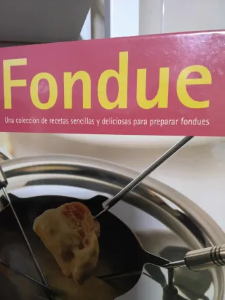 Set Fondue con Libro de Recetas