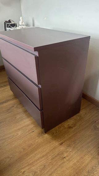 Cómoda Ikea MALM roxa 3 gavetas