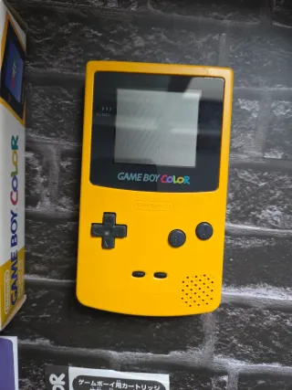 Consola Nintendo GameBoy Color Amarillo