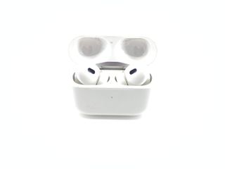 in-ear apple airpods pro 2 gen
