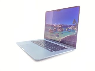 portatil apple apple macbook air m4 10-core 4.4 15 (10gpu) (2025) (a3241)