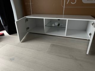 Mesa TV moderna blanca