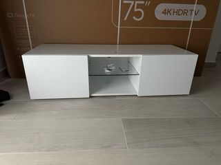 Mesa TV moderna blanca