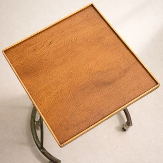 Mesa auxiliar vintage industrial madera y metal