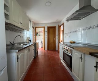 CHALET CON PISCINA. Villanueva del Arzobispo