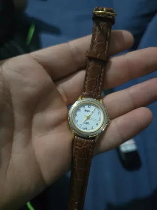 Reloj de pulsera antiguo sin usar