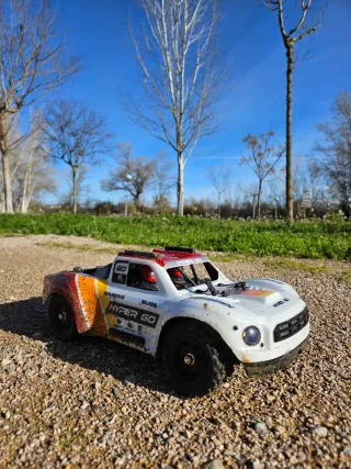 MJX Hyper Go 14211 RC Coche