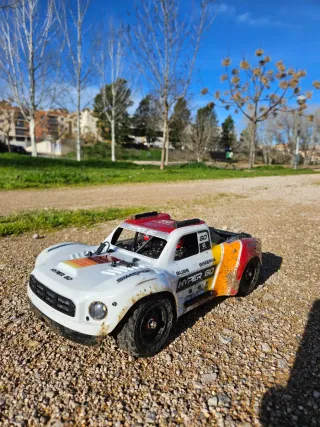 MJX Hyper Go 14211 RC Coche