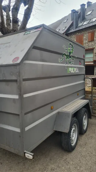 Remolque cerrado metalico Speedrem