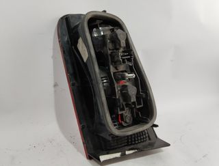 1813836 renault piloto tras izq sin ref laguna ii