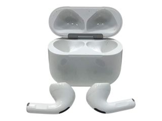 in-ear apple airpods 4 gen