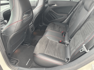 Mercedes CLA 180 AMG Line, 2015 -122cv, 129.000 km