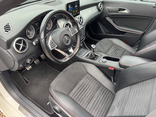 Mercedes CLA 180 AMG Line, 2015 -122cv, 129.000 km