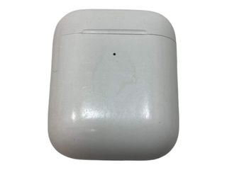 in-ear apple airpods 1 gen