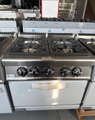 Cocina industrial 4 fuegos