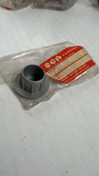 Tapa para Suzuki, GS E 500. Ref 43585-01D00-000