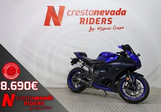Yamaha R7