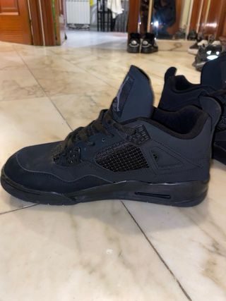 Jordan 4 Retro Black Cat
