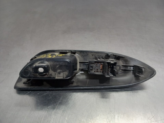 MANDO ELEVALUNAS TRASERO DERECHO NISSAN JUKE (F15