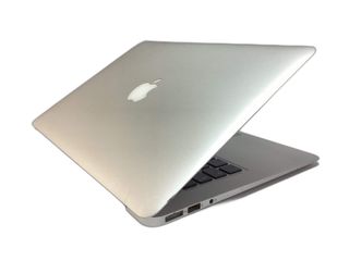 portatil apple apple macbook air core i5 1.8 13 (2017) (a1466)