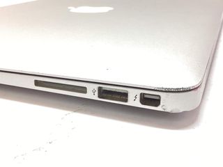 portatil apple apple macbook air core i5 1.8 13 (2017) (a1466)