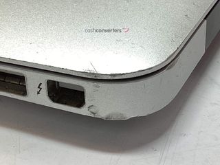 portatil apple apple macbook air core i5 1.8 13 (2017) (a1466)