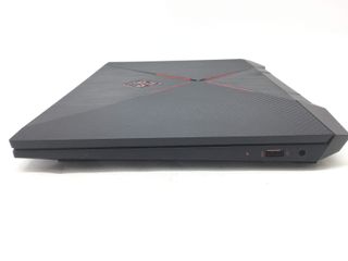 pc portatil hp omen by hp laptop 15-dc1xxx